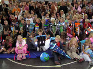 06einschulung06.jpg (197625 Byte)