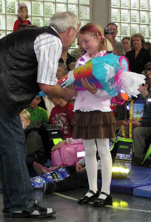 41einschulung06.jpg (124126 Byte)